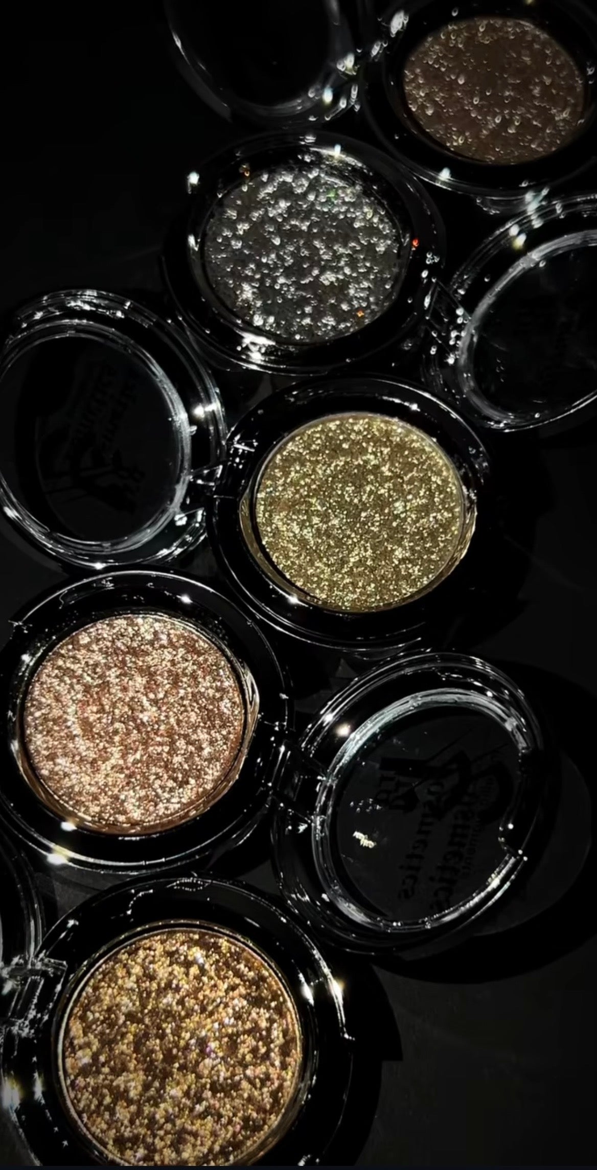 Metallic pigments